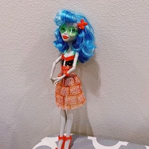 Skull Shores Ghoulia Doll for @alliehutch730